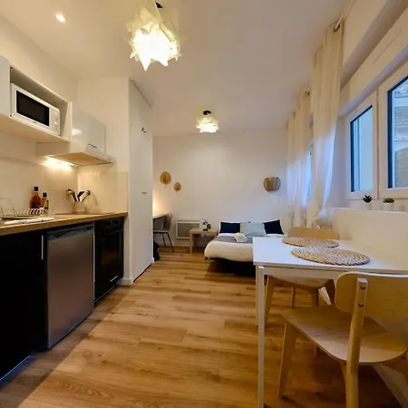 Centre - Chez Cedric Apartment *